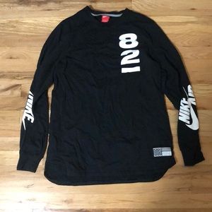 Nike long sleeve tee
